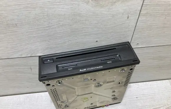 Audi A3 S3 8V CD/DVD changer 81a035183c