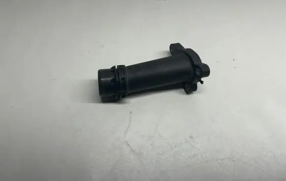 BMW 2 F22 F23 Engine coolant pipe/hose 8571141
