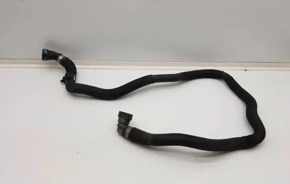 Jaguar I-Pace Engine coolant pipe/hose