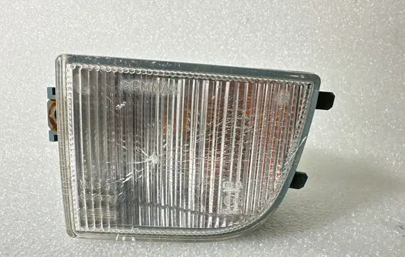 Volkswagen PASSAT B4 Front indicator light 3A0953155