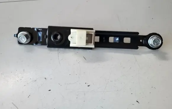Hyundai Santa Fe Seat belt height adjuster 