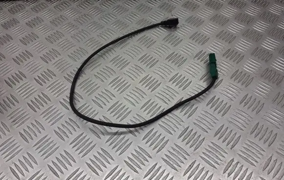 Volkswagen PASSAT B5 Detonation knock sensor 06C905377
