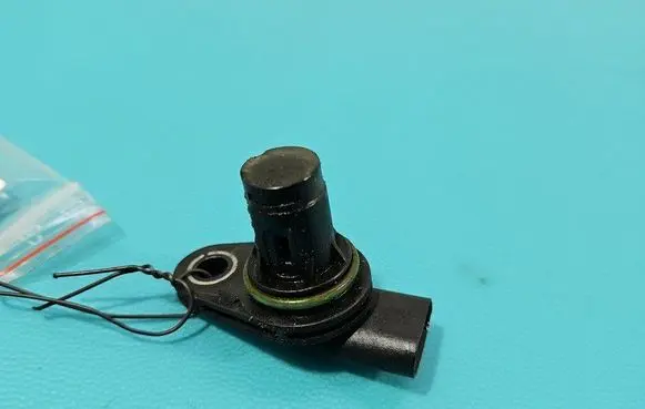 Mercedes-Benz CLS C218 X218 Camshaft position sensor A2761530028 IMPRK1473556