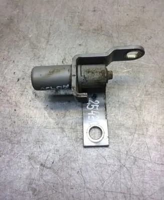 Ford S-MAX Front door upper hinge 6M21U22805AC