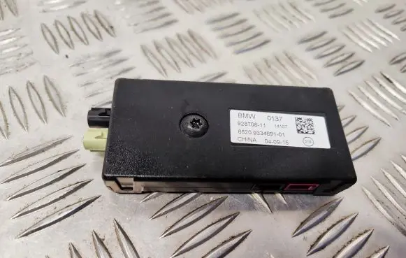 BMW X5 F15 Aerial antenna amplifier 928708