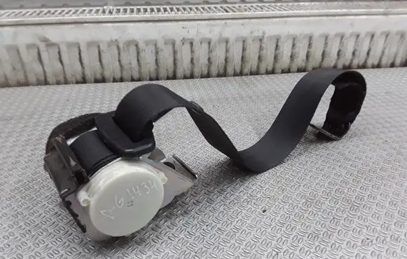 Ford Mondeo MK IV Rear seatbelt 6G9N611B69