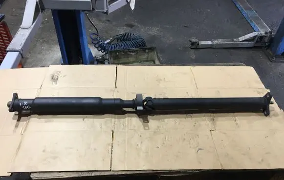 BMW X6 F16 Drive shaft (set) 7624427