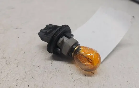 Volvo V70 Front indicator light 1234