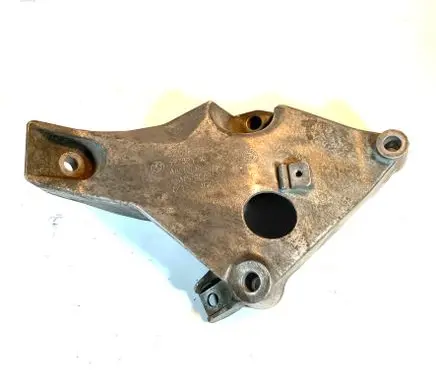 BMW 1 E81 E87 Engine mounting bracket 22116775041 6775041 59280110