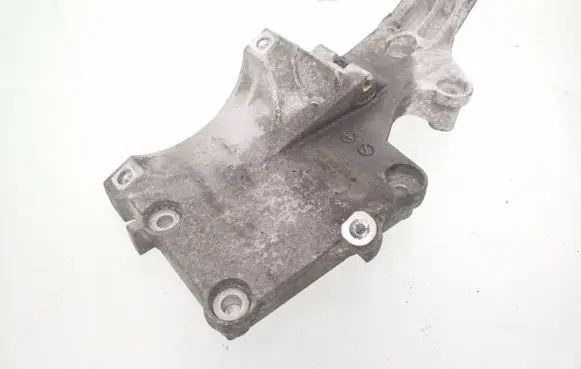 Volkswagen Touran I Generator/alternator bracket 03G903143A