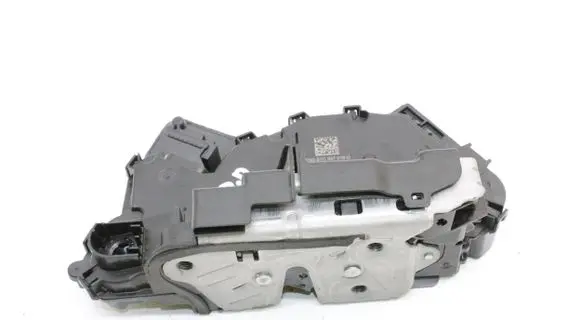 Audi Q3 F3 Front door lock 5TC837016D