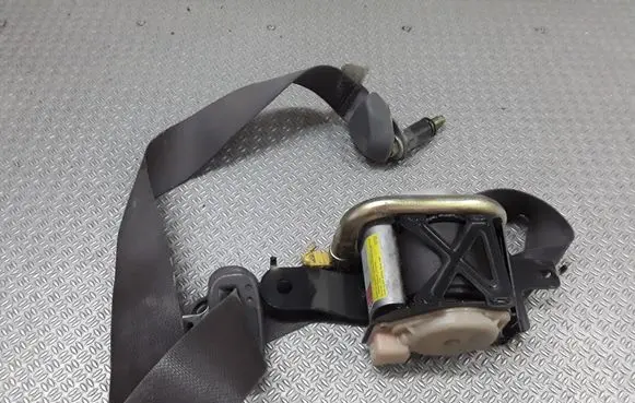 Hyundai Tucson JM Front seatbelt
