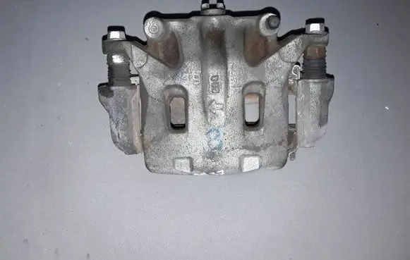 Infiniti M Y51 Front brake caliper 41011EG50A