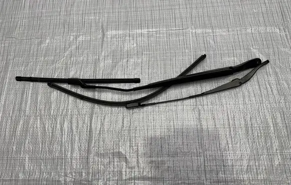 Renault Kangoo II Front wiper blade arm 288814656R