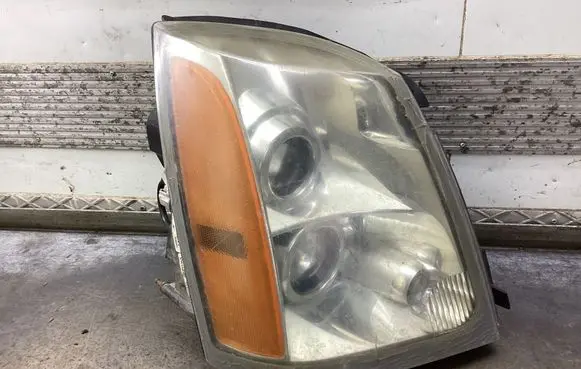 Cadillac SRX Headlight/headlamp 15930600