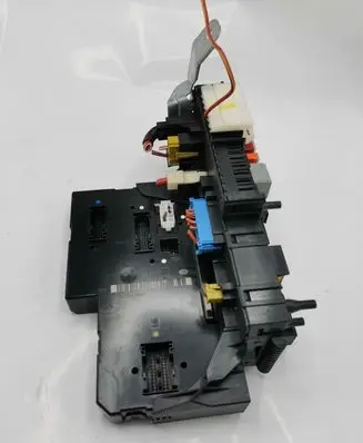 Mercedes-Benz E W212 SAM control unit 5DK00922585 2049005601 2049011901