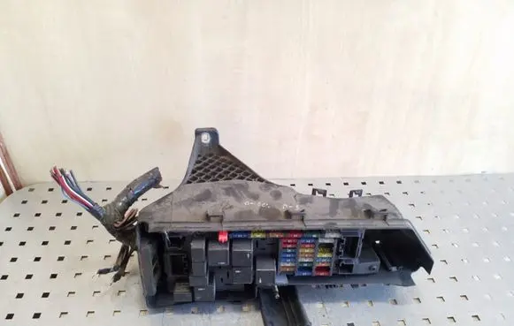 Volvo S60 Fuse box set 9494210