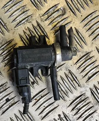 Volkswagen PASSAT B5.5 Turbo solenoid valve 1J0906627 72290320