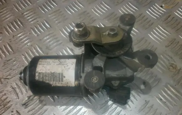 Mazda 121 Wiper motor 8491006383