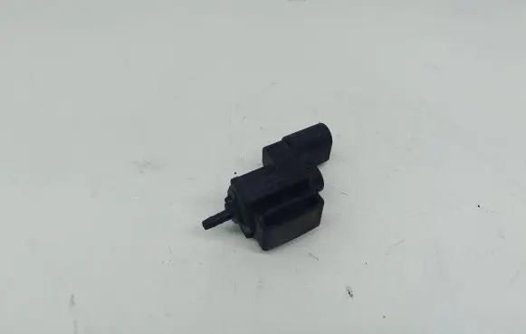 Audi A4 S4 B8 8K Turbo solenoid valve 037906283C 04T269 72288000