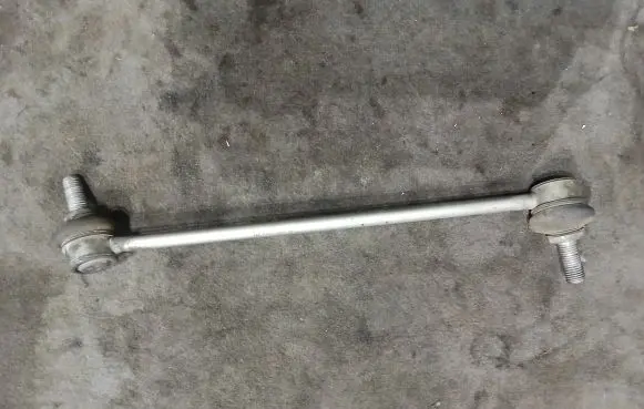 BMW 5 F10 F11 Front anti-roll bar/stabilizer link 6777319