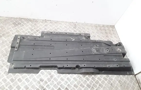 Center/middle under tray cover
