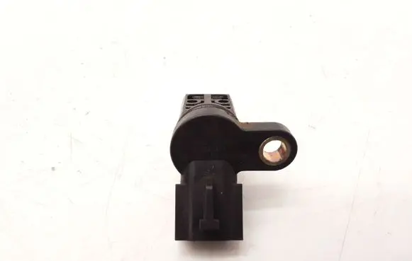 Nissan Titan Camshaft position sensor SG1B000 A29630