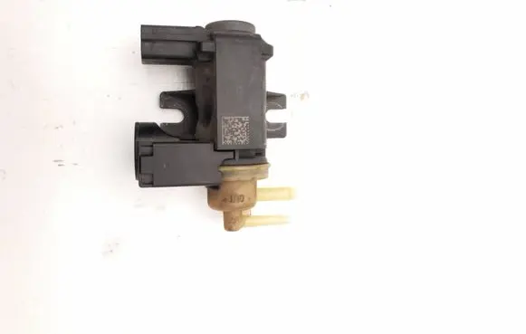 Audi A4 S4 B8 8K Turbo solenoid valve 8K0906627 4010835A 400800386