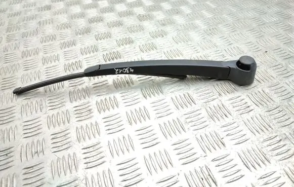 Volkswagen Tiguan Rear wiper blade arm