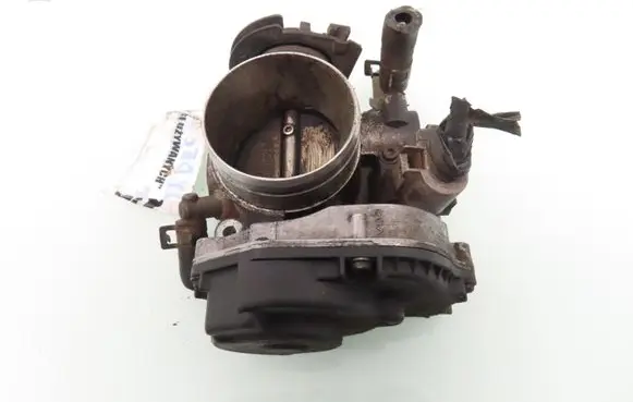 Skoda Octavia Mk1 (1U) Throttle body valve 06A133066E