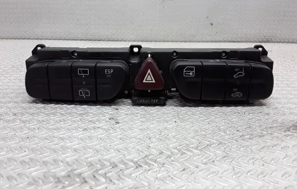 Mercedes-Benz C W203 Hazard light switch 2038211551