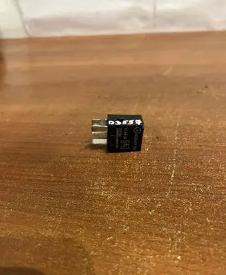 Mercedes-Benz A W168 Other relay 0025421119 D3557