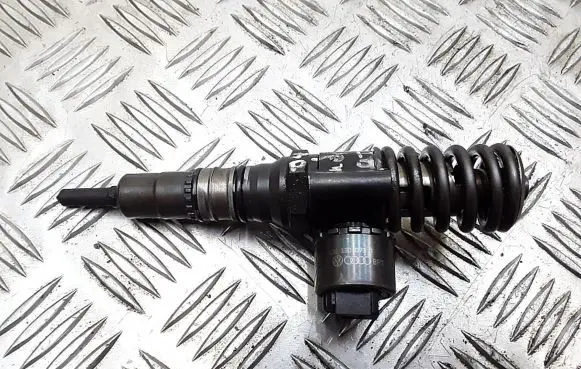 Audi A3 S3 8P Fuel injector