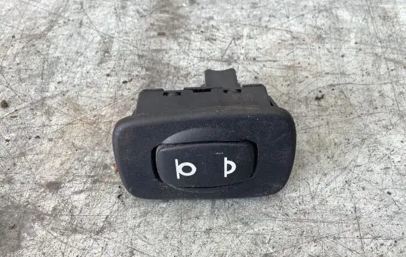 Citroen C4 Grand Picasso Electric window control switch 115605326