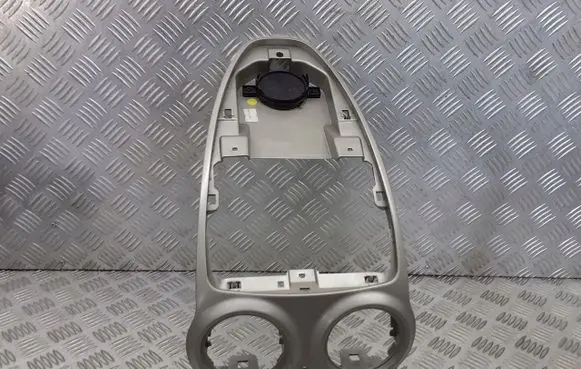 Opel Corsa D Radio/GPS head unit trim 13204956
