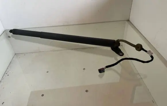 Audi Q2 - Tailgate/trunk strut/damper 81A827851B 20365141800080