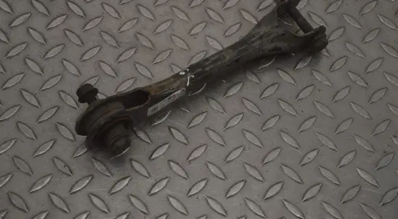 Tesla Model 3 Rear upper control arm/wishbone 104442700C