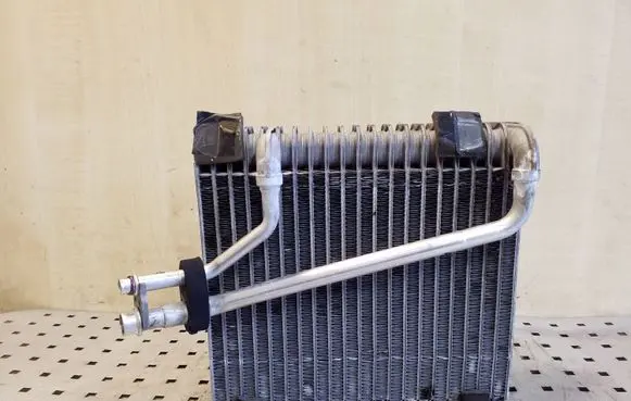 Air conditioning (A/C) radiator (interior)
