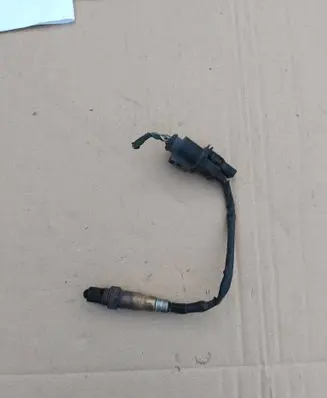 Volkswagen Touran I Lambda probe sensor 03C906262 0258007177 0258007178