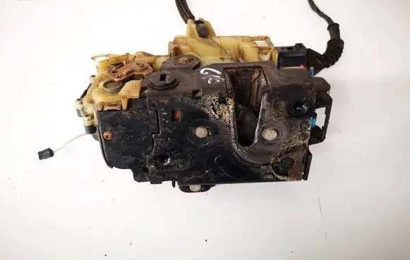 Seat Ibiza III (6L) Rear door lock Y3B4839015AG