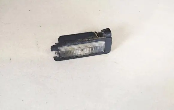 Volkswagen Fox Number plate light 04641000