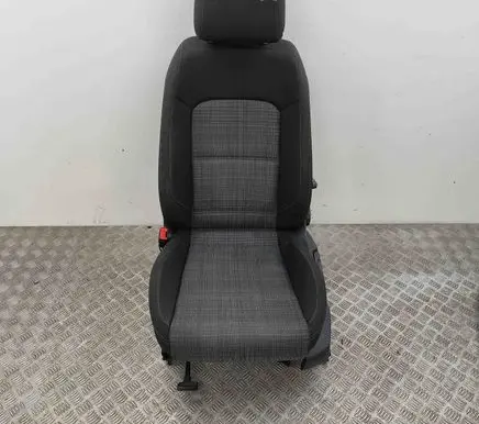 Volkswagen PASSAT B8 Front passenger seat 3G0881775 3G0881775AF