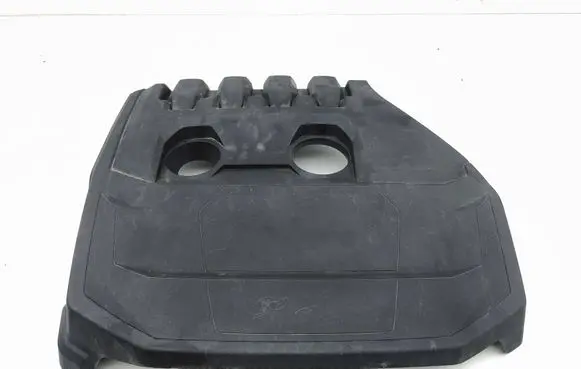 Volkswagen Tiguan Engine cover (trim) 05E103925P 05E103925R