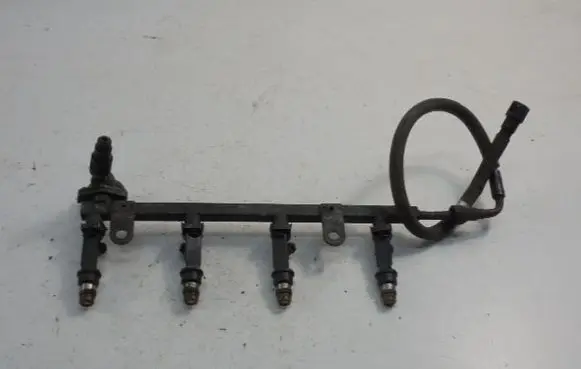 Chevrolet Aveo Fuel injector 96334808