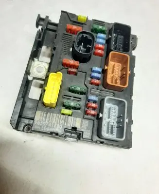 Citroen C3 Fuse module 9659741880