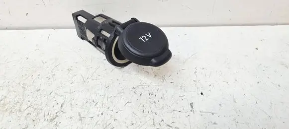 Peugeot 5008 II 12 V Socket (rear) 98018508ZD