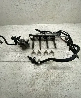 BMW 3 E90 E91 Fuel injection system set 780912702 0445110289 0445010519