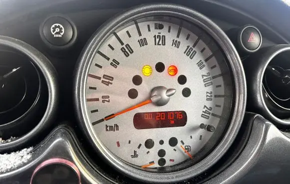 Mini One - Cooper R50 - 53 Speedometer (instrument cluster) 6936283 62116936283