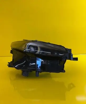 Mazda CX-30 Headlight/headlamp DGL2-67890