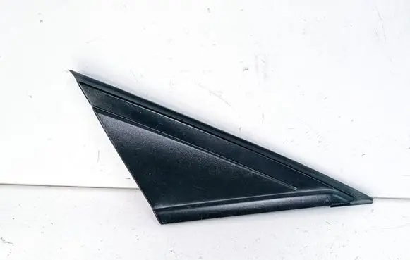 Ford Focus Fender end trim BM51A16004AF